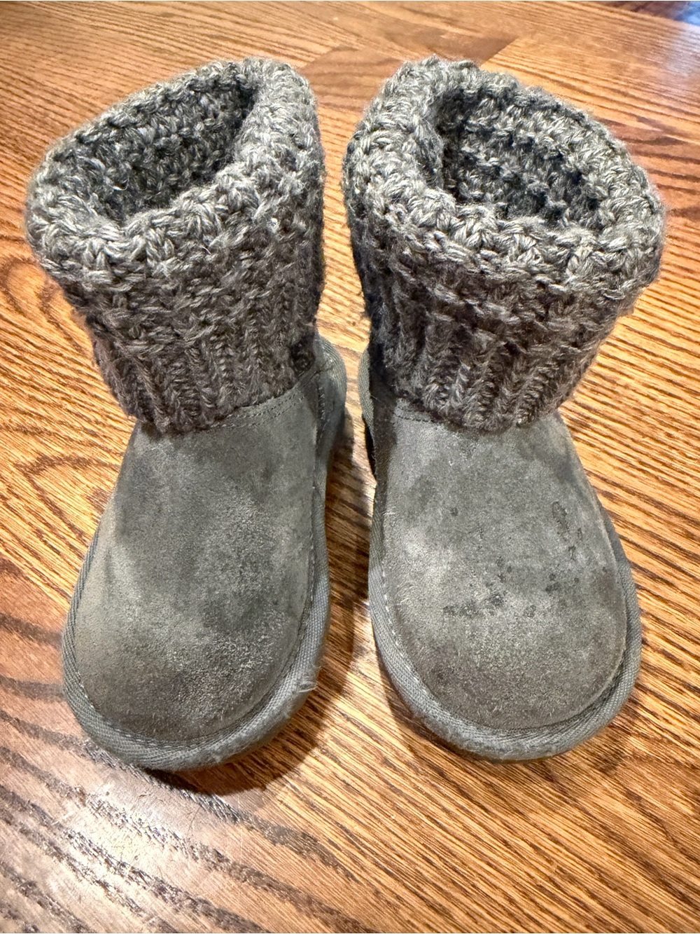 UGG Girls Gray Boots